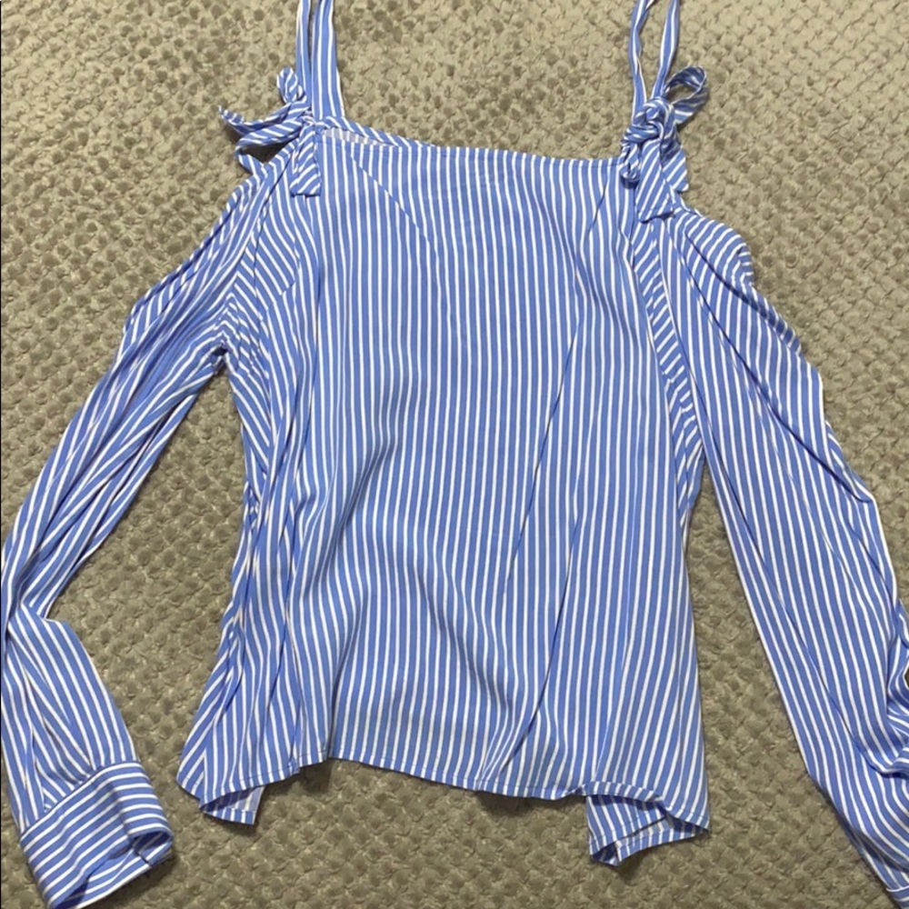 Blouse - Picture 2 of 2